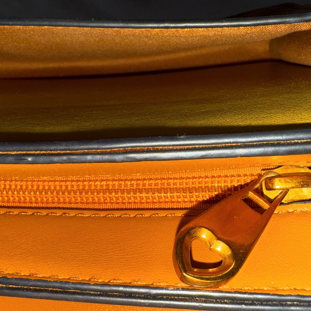 Vintage Banned Retro Mini Messenger Handbag Satchel Toffee & Sunshine Yellow EUC - Picture 14 of 15